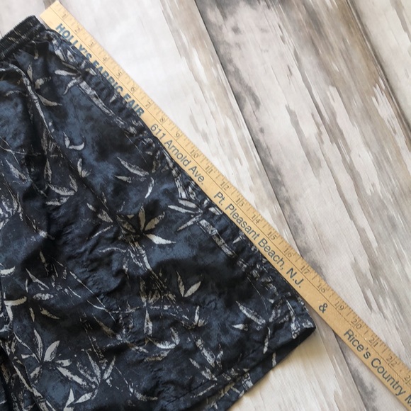 PATAGONIA MENS SMALL SWIM TRUNKS - Picture 8 of 10